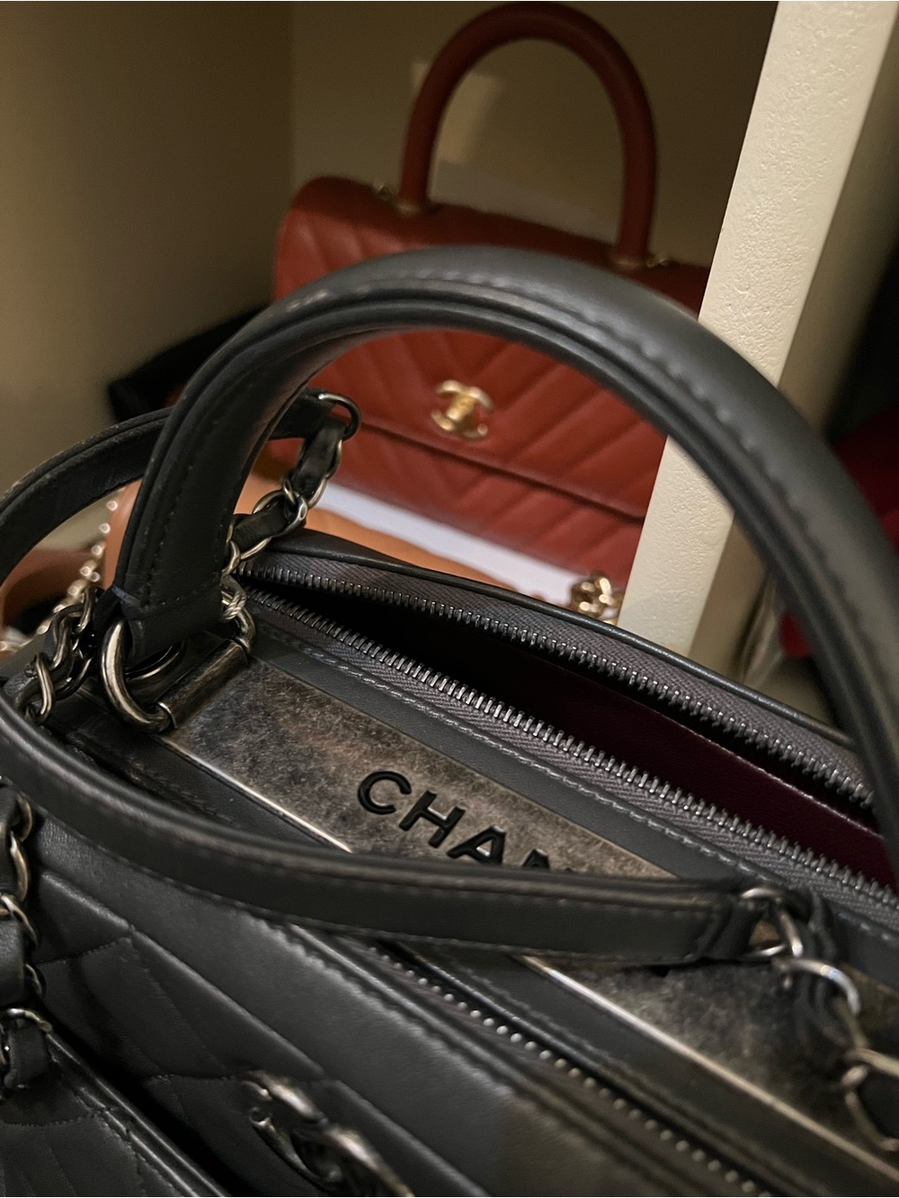 Chanel Trendy Bowling Leather Top-Handle Shoulder Bag - Picture 13 of 16
